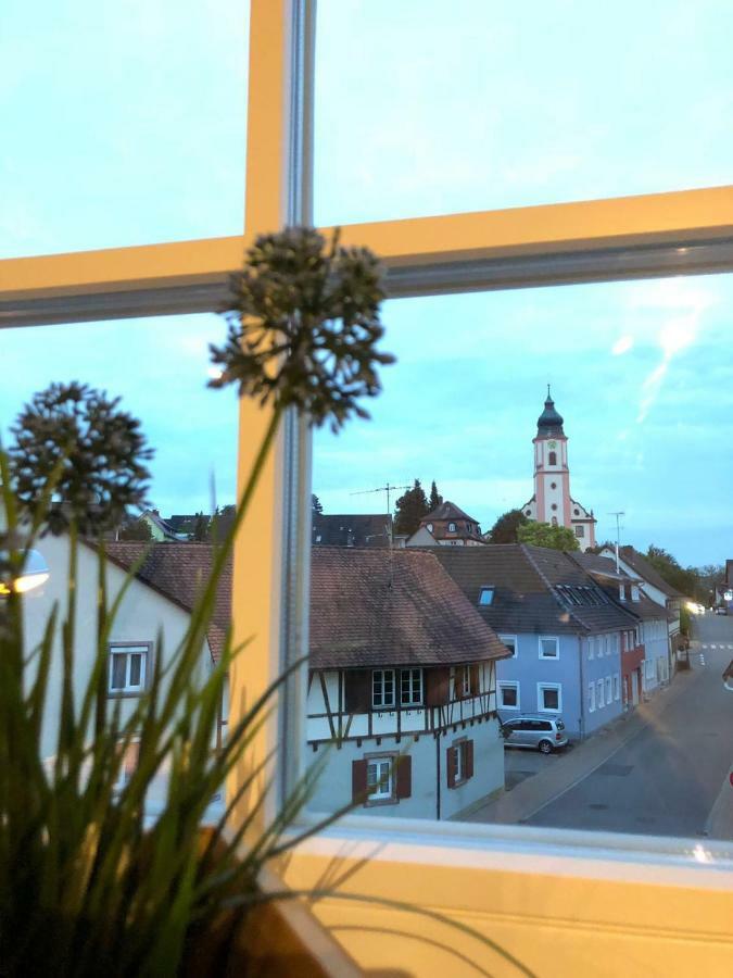 Wohnung 2 - Nur 5 Fahrminuten Vom Europapark Ettenheim Eksteriør bilde